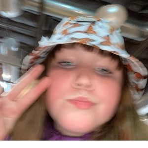 Meet your Posher, Grace